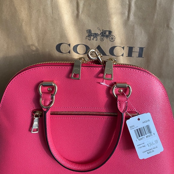 Coach - Picture 2 of 4